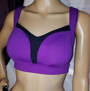 Lululemon ta-ta tamer athletic bra 34DD